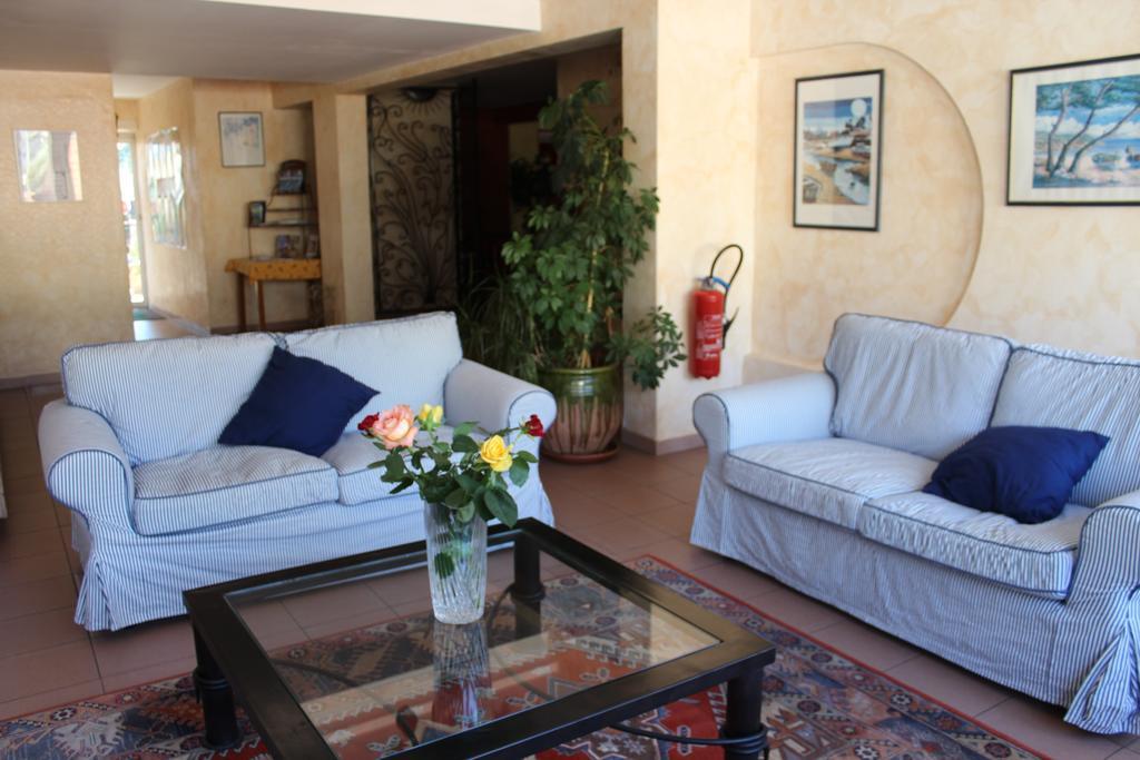 Le Clos Des Pins Hotel